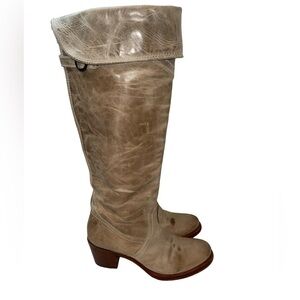 Frye Women's Boots Size 7.5B Tan Distressed Leather Tall Knee Cuff  Block Heel